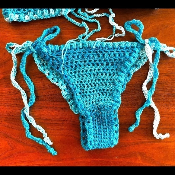 SPARKLING BLUE CROCHETED BIKINI - Picture 5 of 11